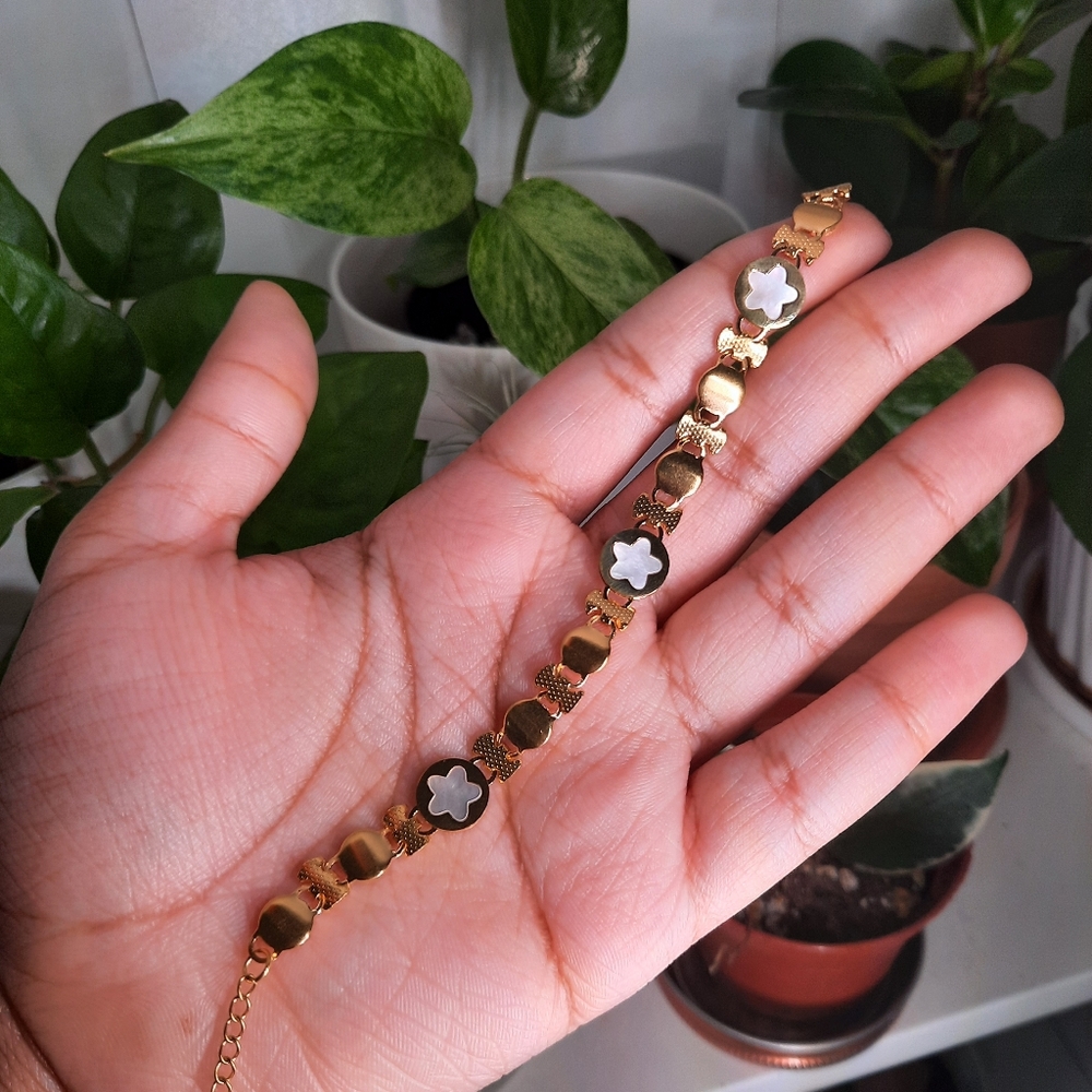 Stainless Steel Plated Gold Pearl Bracelet